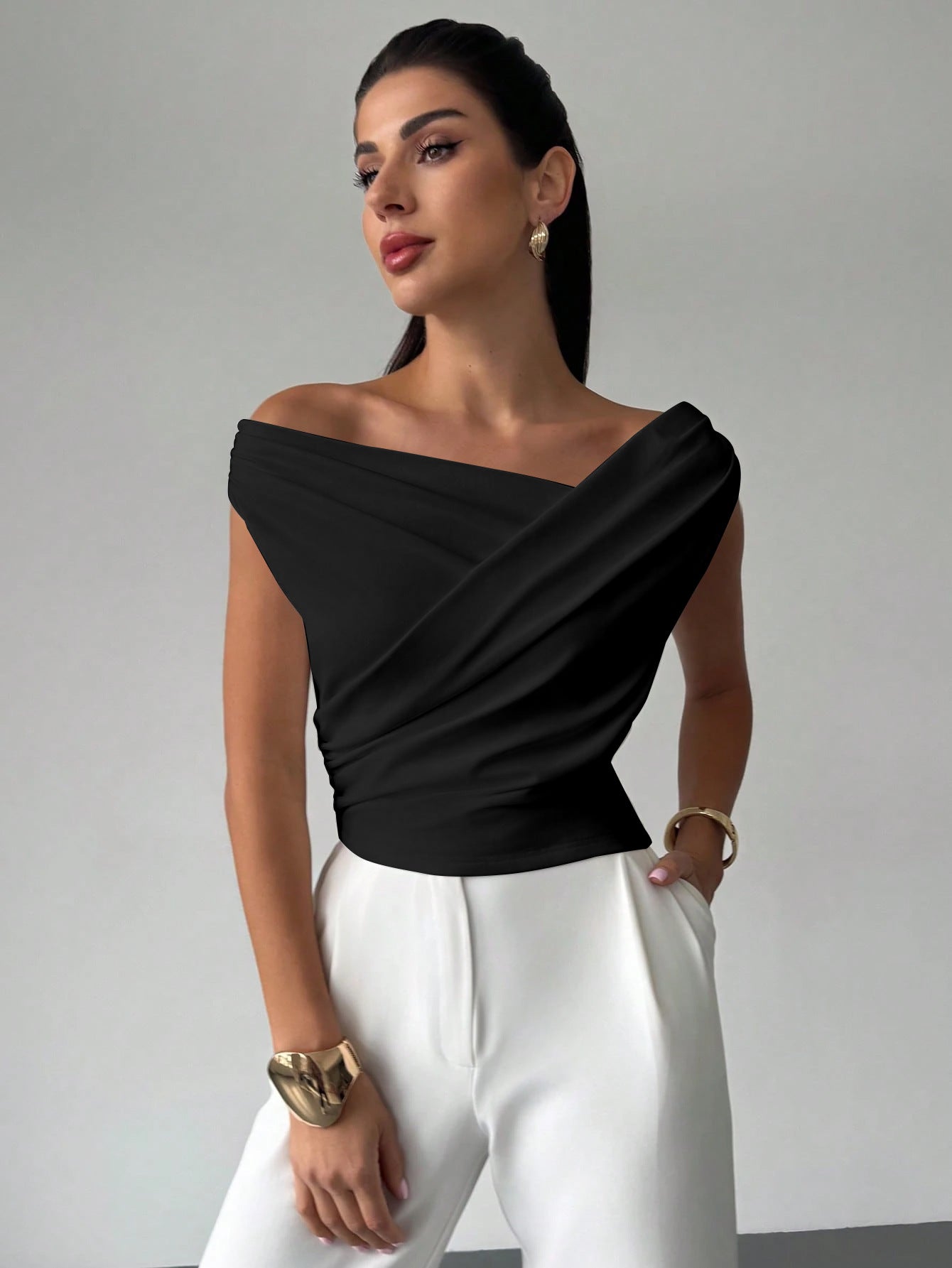 Graceful Drape Top - modelita.nl