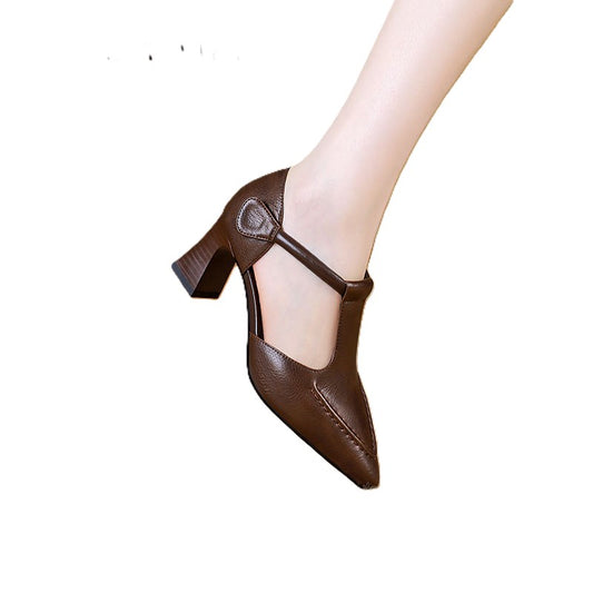 Étoile T-Strap Pumps