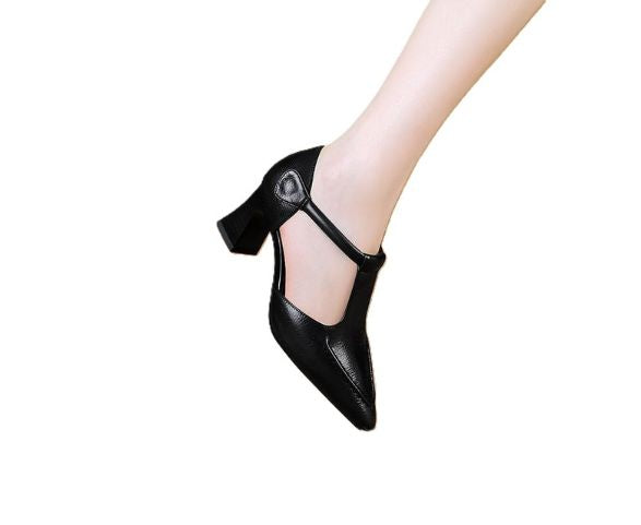 Étoile T-Strap Pumps