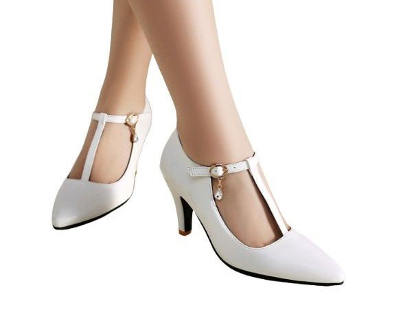 Élise T - Strap Pumps - modelita.nl